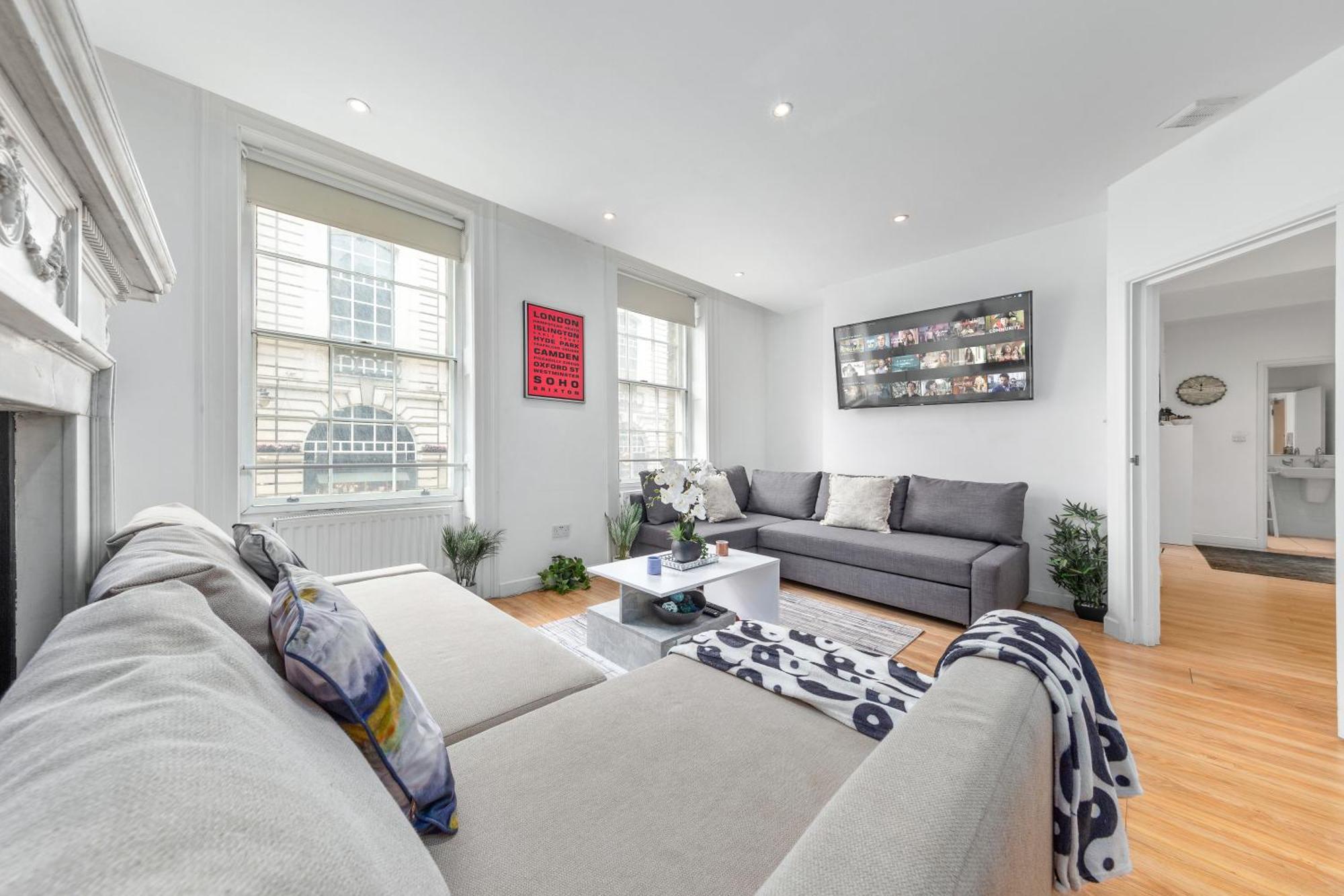 3-Bedroom Flat In London Sleeps 14 Hy1 Екстериор снимка